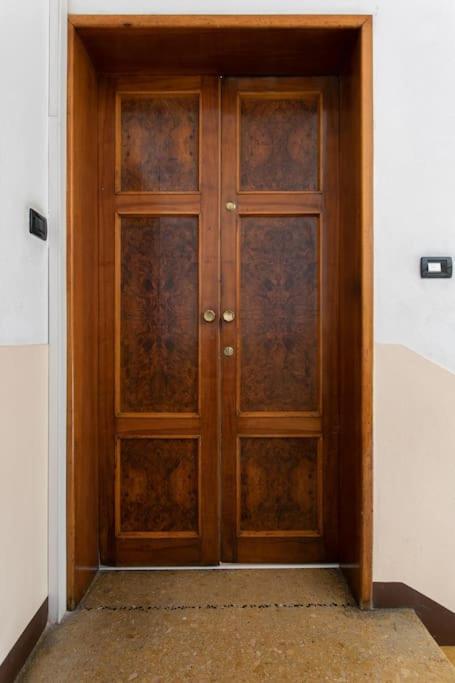 Dandolo Apartment By Welc Treviso Exteriör bild